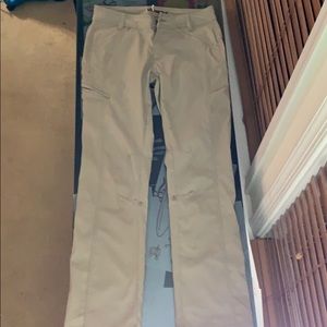 Prana Hellena khakis w/ Zion Stretch material